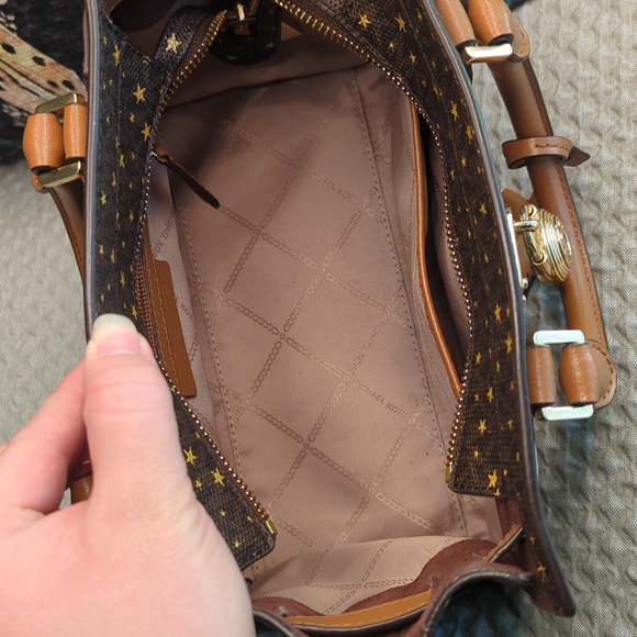 ⚡ FLASH SALE - Michael Kors Nouveau Hamilton Star Embellished Logo Satchel - Picture 11 of 15